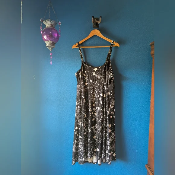 Torrid Plus Size - Midi Super Soft Button Front Dress - Picture 4 of 7